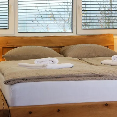 Hisa Pr'pristavc Πανσιόν