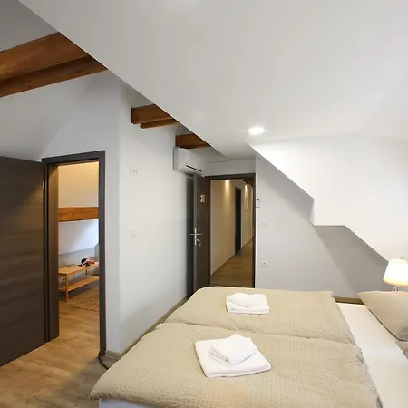 Hisa Pr'pristavc Πανσιόν 3*