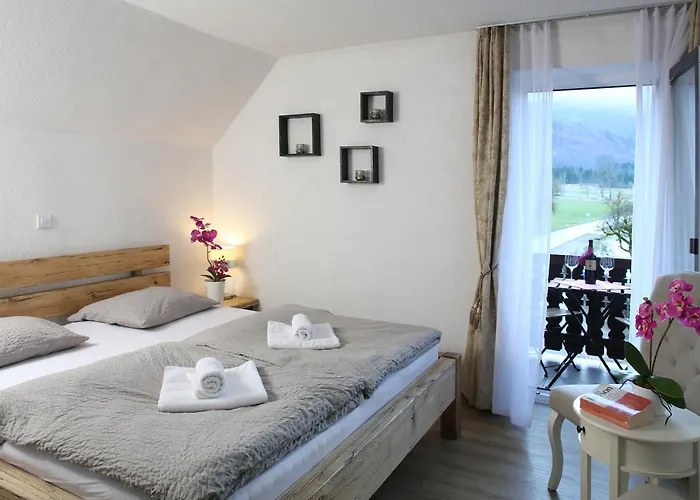 Hisa Pr'pristavc Gasthuis