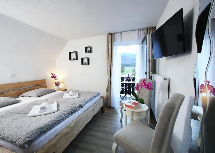 Hisa Pr'pristavc Gasthuis 3*